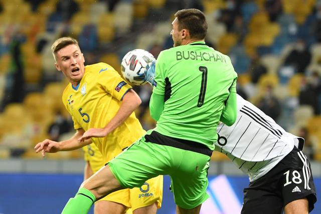 切尔西有意拜仁19岁前锋特尔 转会费将达4000万欧